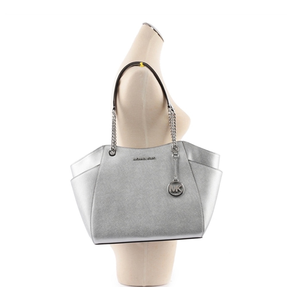 Michael Kors Jet Set Travel Silver Tote - Picture 3 of 8